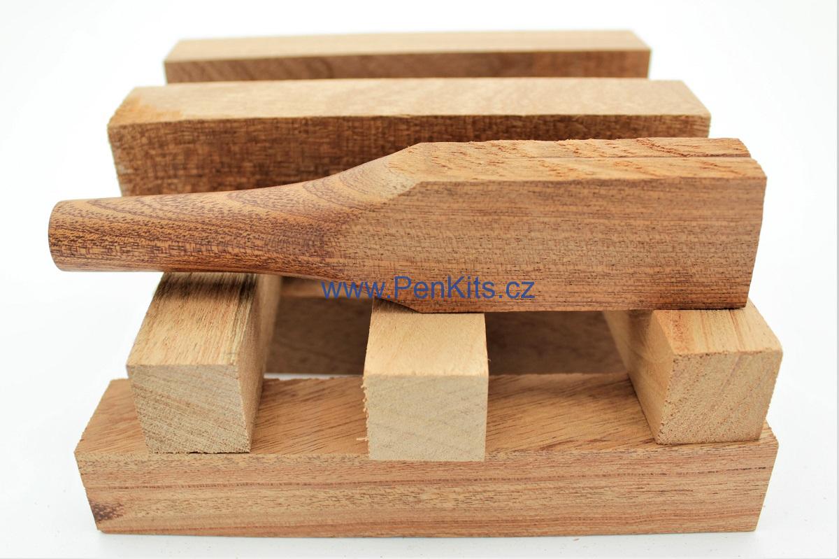 Mahagon sapelli 20x20x134 mm