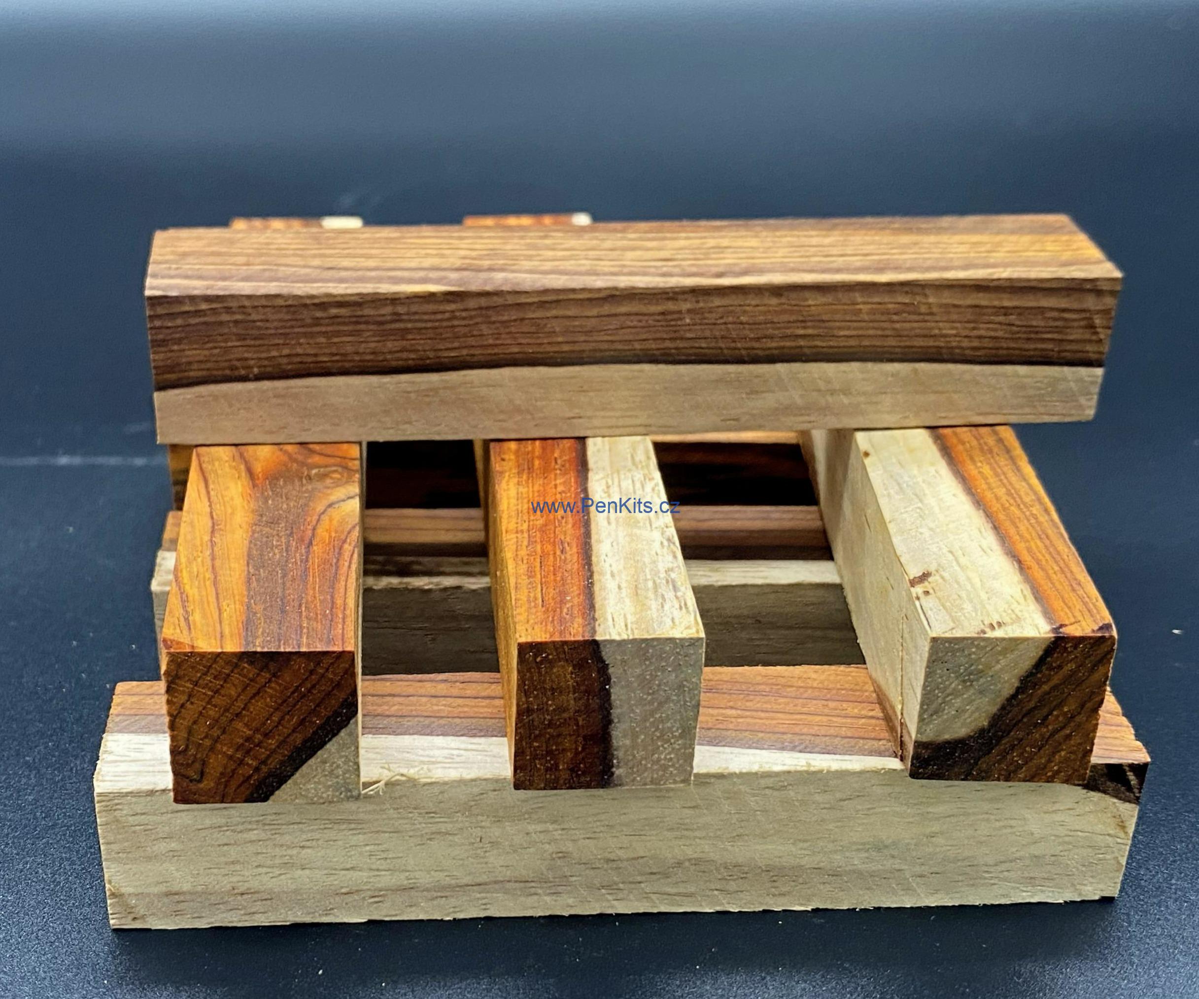 Cocobolo bicolor 22x22x125 mm