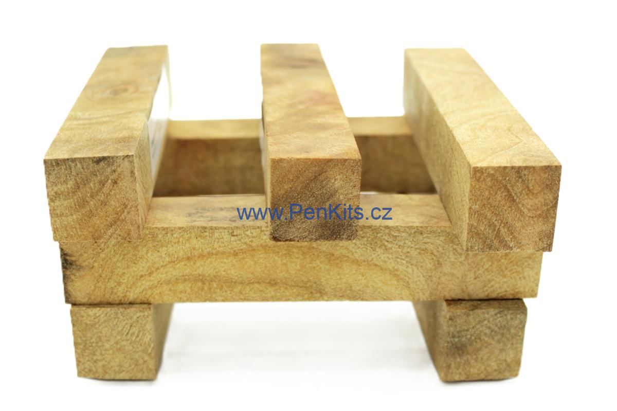 Camphor burl - 22 x 22 x 125 mm