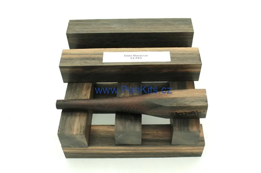 Eben Macassar 19x19x130 mm